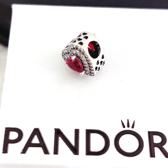 PANDORA Sparkling Levelled Heart Charm w/box - Picture 6 of 7